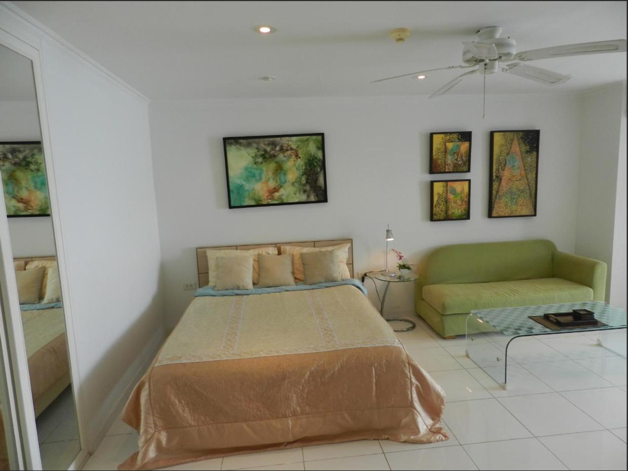 Jomtien Plaza Condotel Room photo